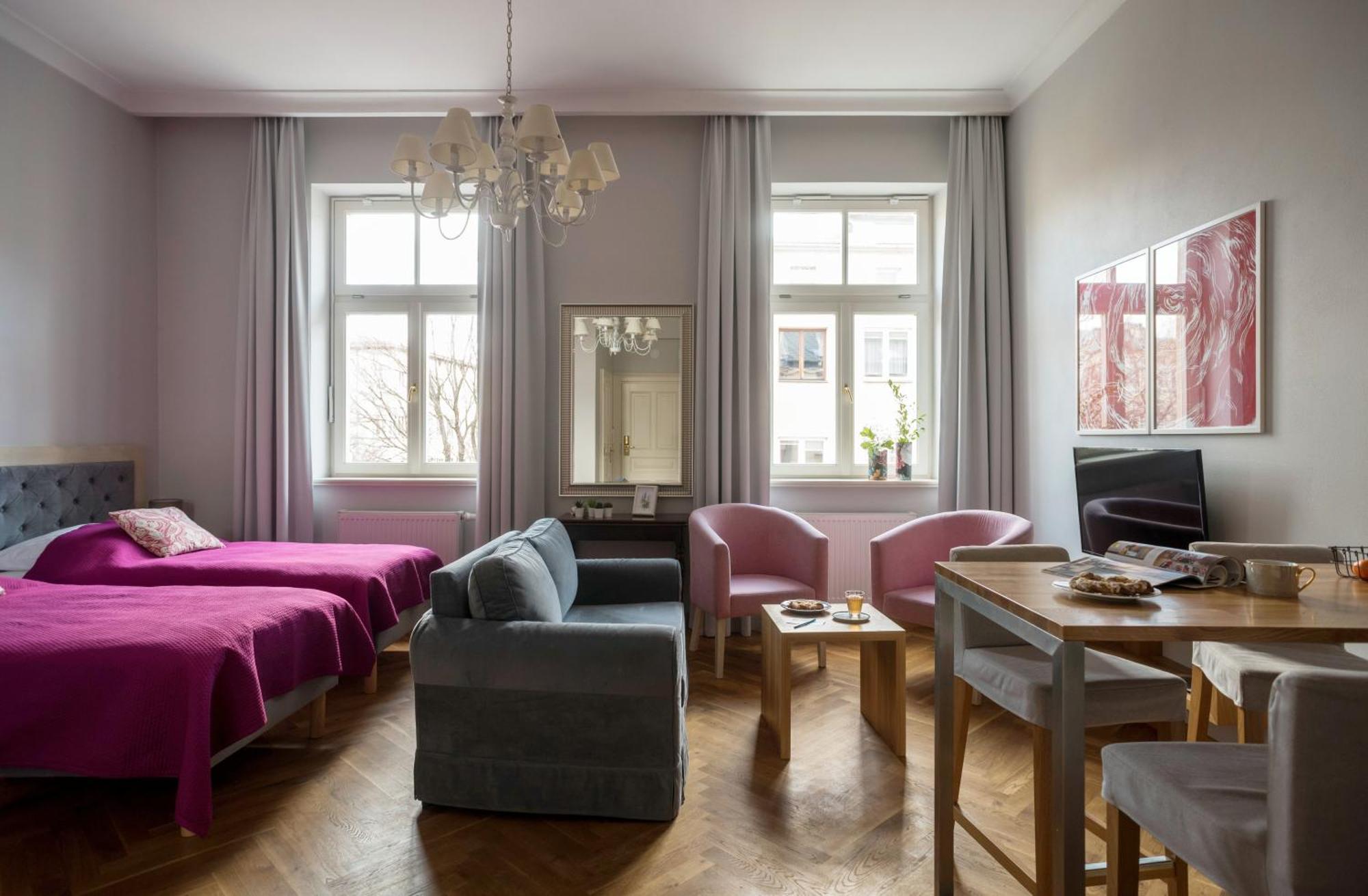 Superior Studio Apartment